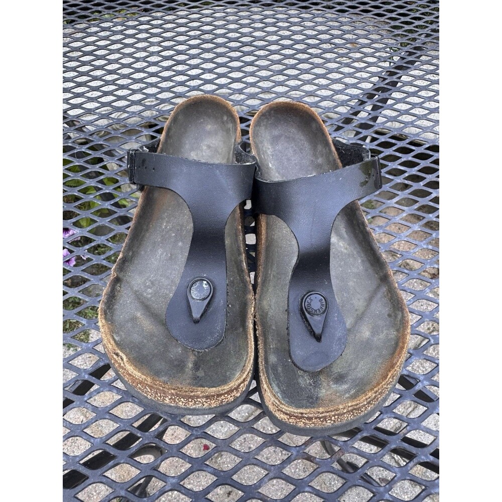 Birkenstock Gizeh Women's Leather Sandal - Black Size 37